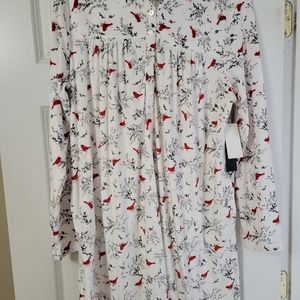 Cardinal print night gown, Brand: Aria Collection Size: L